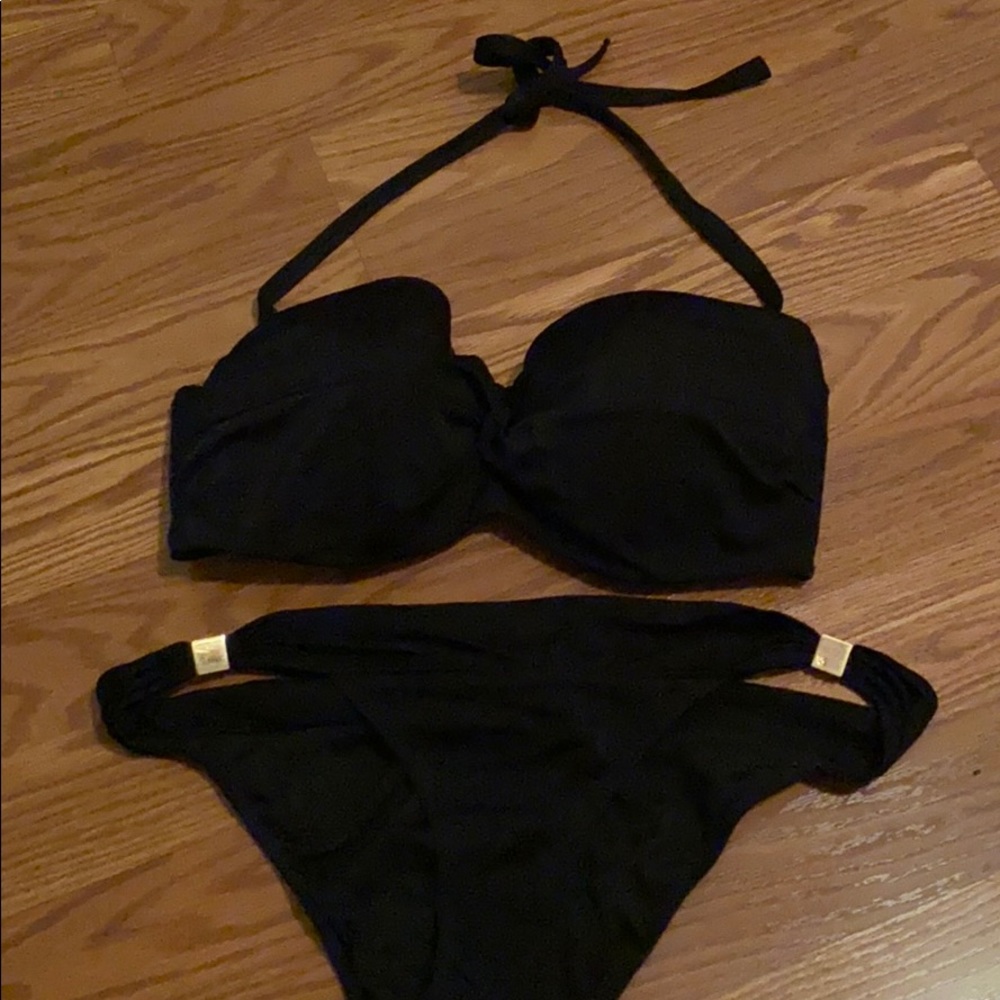 Black VS bathing suit
